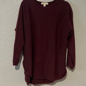 Maroon sweater